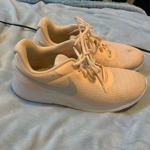 Nike Running Shoes Size 10 Coral Color